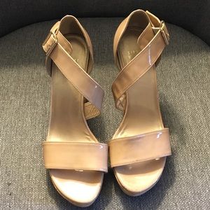 NEW Stuart Weitzman Lineone Wedge Sandal Size 10